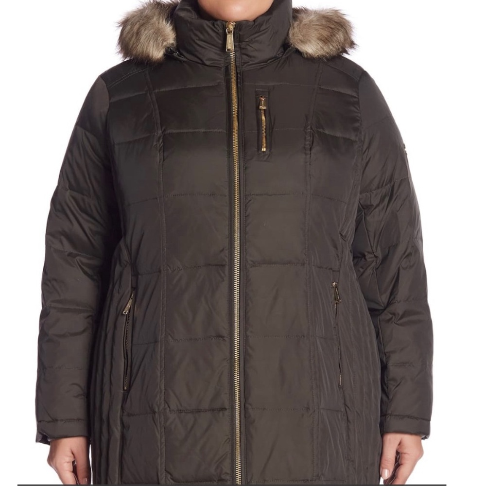 Michael Kors Front Zip Faux Fur jacket